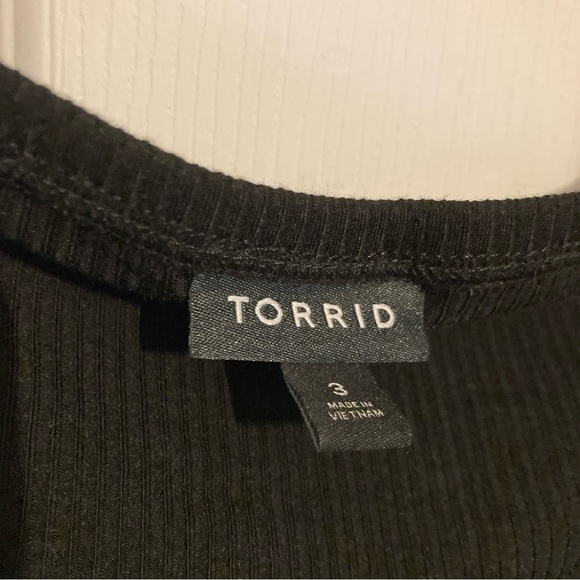 Torrid Black Ribbed Bell Sleeve Midi Off Shoulder Top - Picture 4 of 6